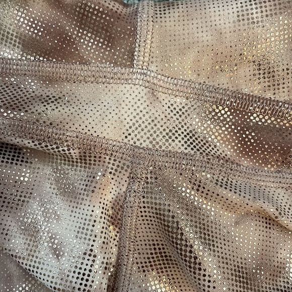 Lululemon align tan shimmery leggings size 4 - Picture 6 of 6